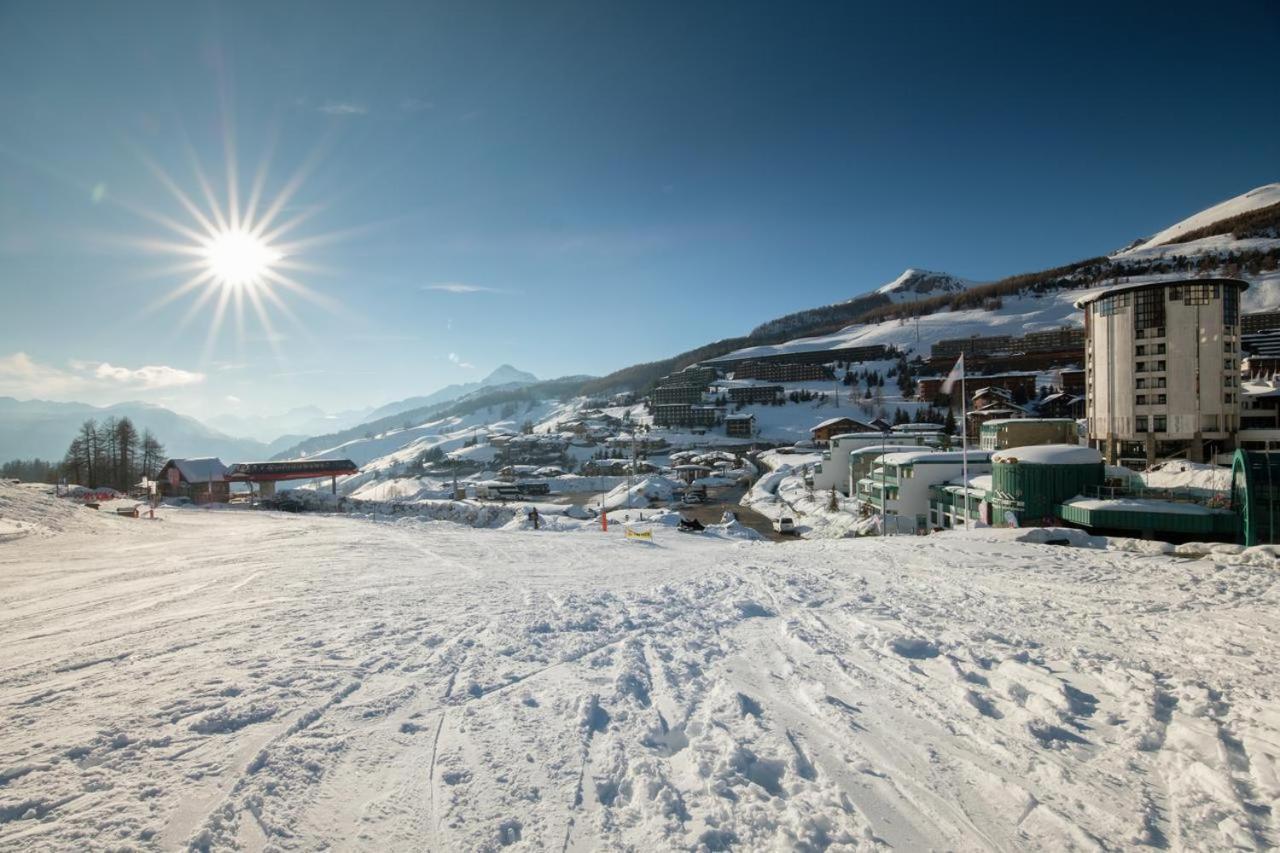 Teleo Vacanze - Villaggio Olimpico Di Сестриере Экстерьер фото